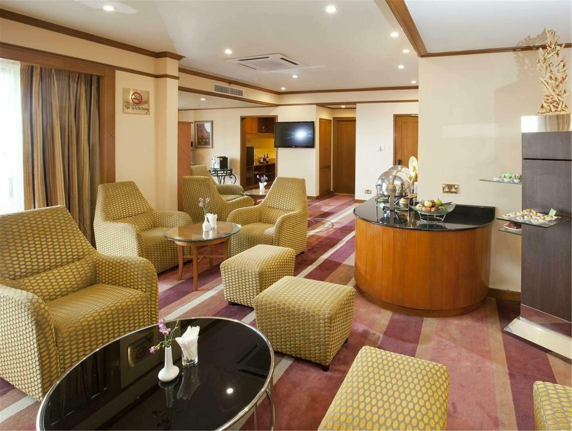 Hotel Dorsett Grand Labuan Exteriér fotografie